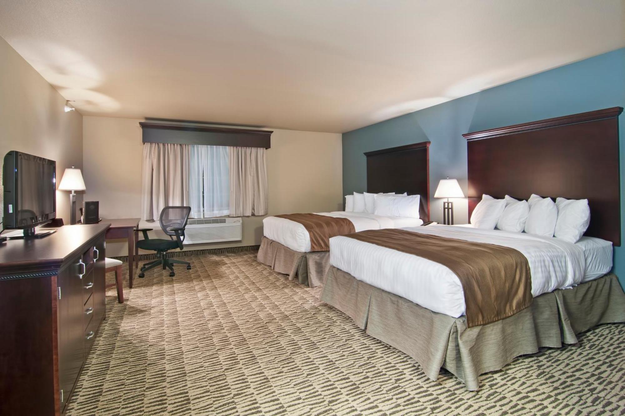 The Watford Hotel Watford City Exterior photo